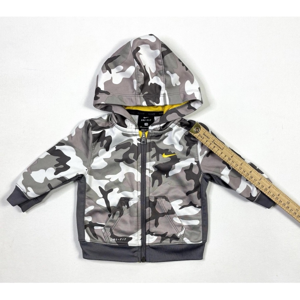Nike Kids Gray Camo Hoodie - Picture 9 of 11